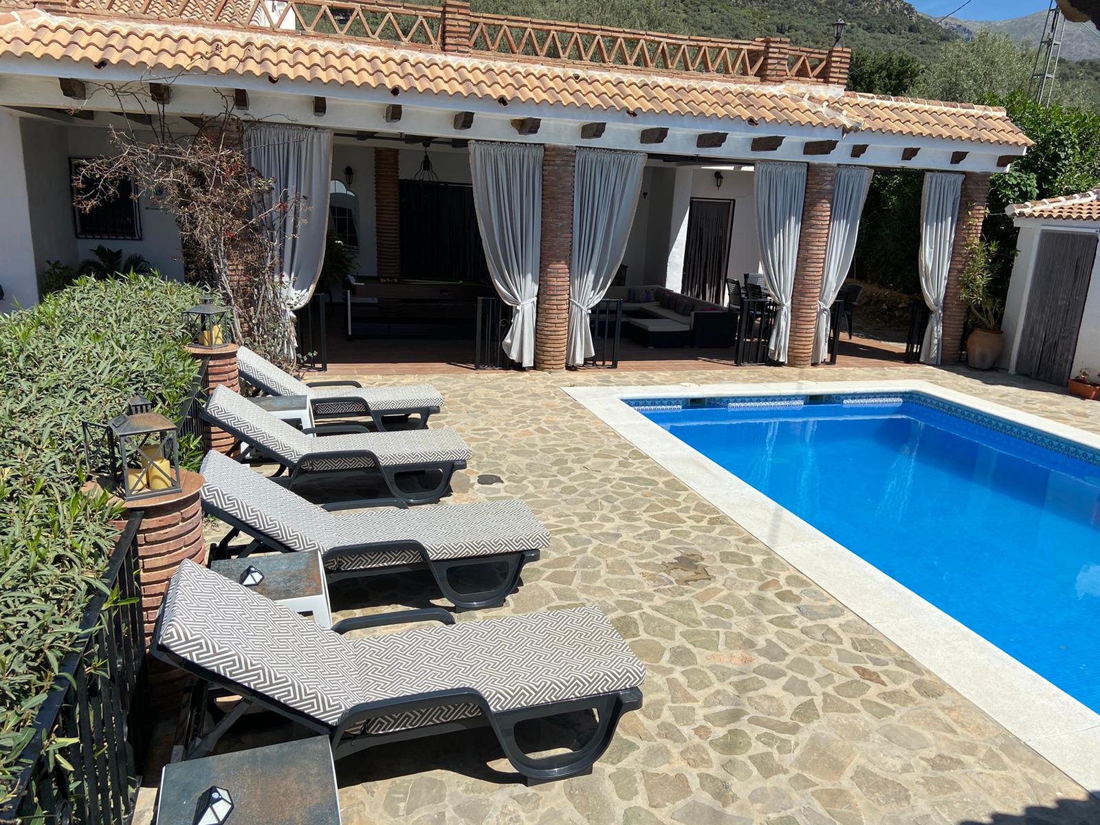 Villa Zahar pool and terrace